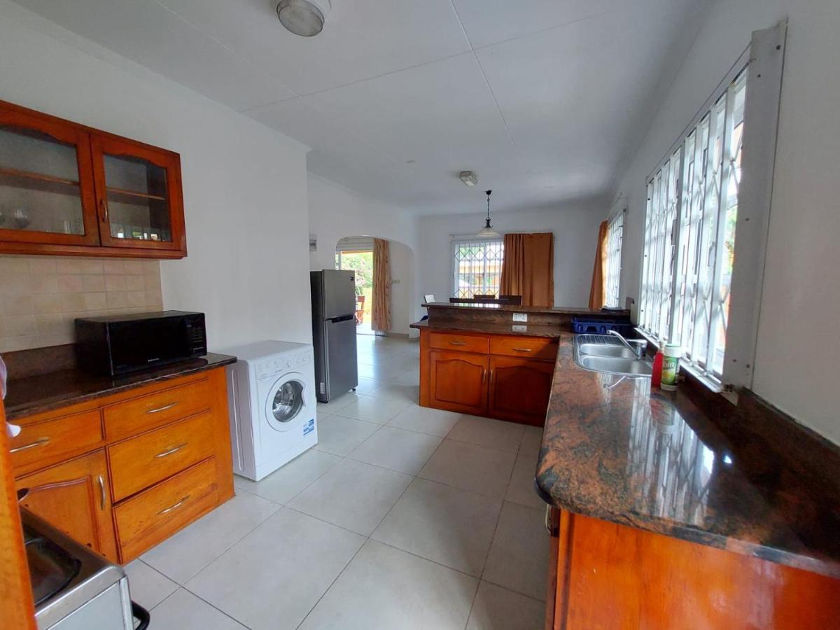 Beau Vallon Villa Self Catering With Pool 外观 照片