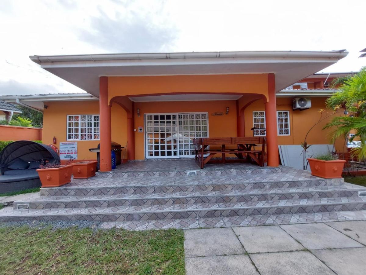 Beau Vallon Villa Self Catering With Pool 外观 照片