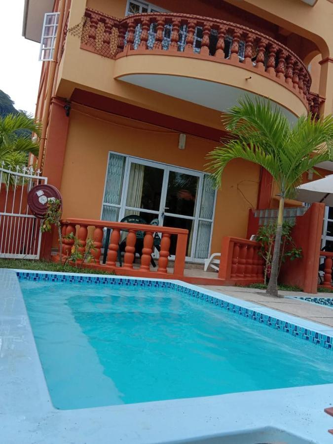Beau Vallon Villa Self Catering With Pool 外观 照片